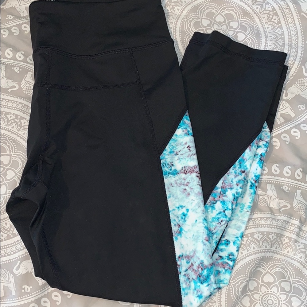 Cute trendy leggings